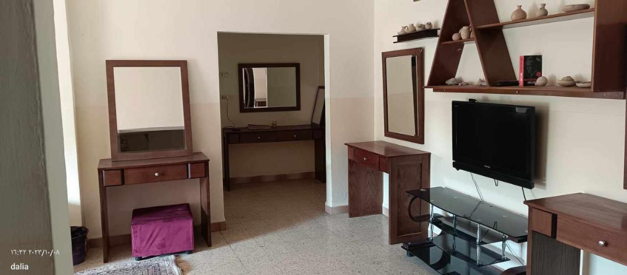 הוסטל מאדאבה Student House מראה חיצוני תמונה